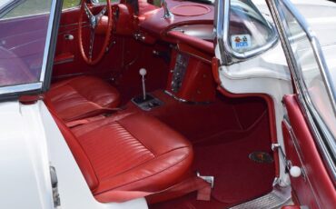 Chevrolet-Corvette-Cabriolet-1962-12
