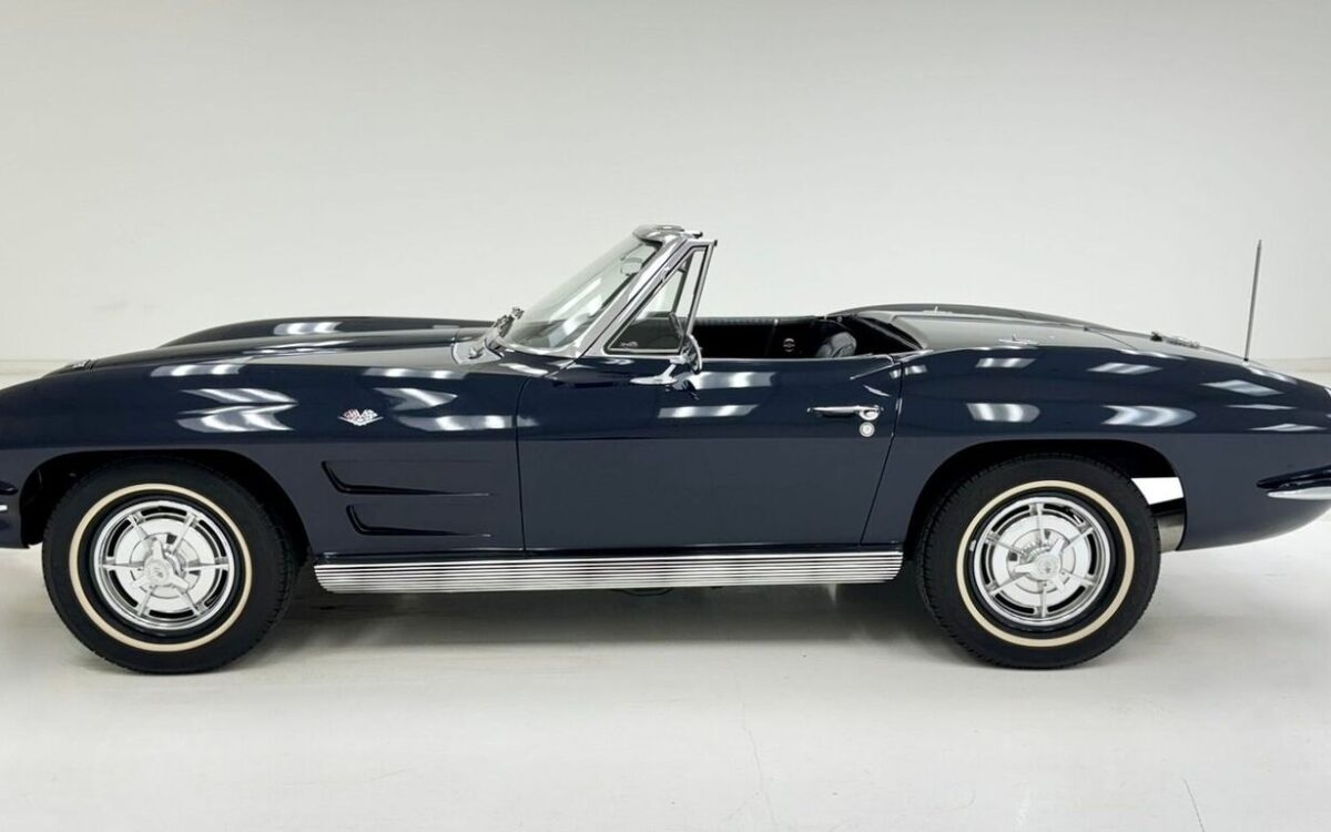 Chevrolet-Corvette-Cabriolet-1963-3