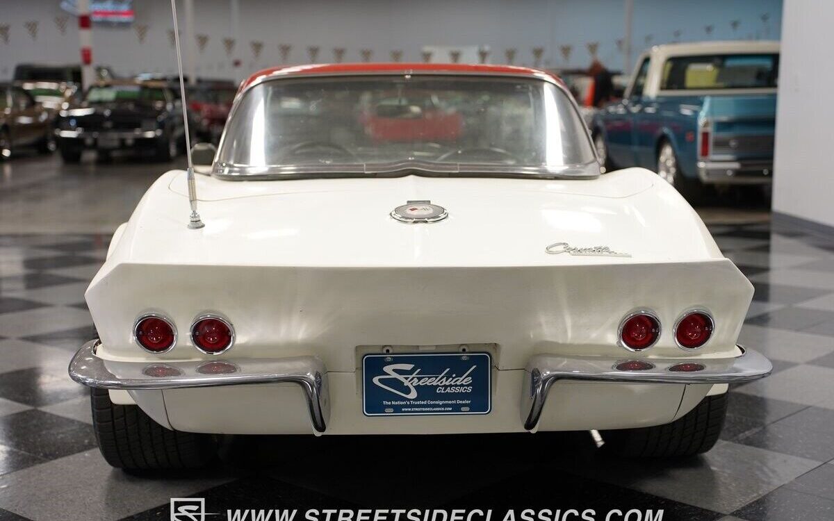 Chevrolet-Corvette-Cabriolet-1964-10