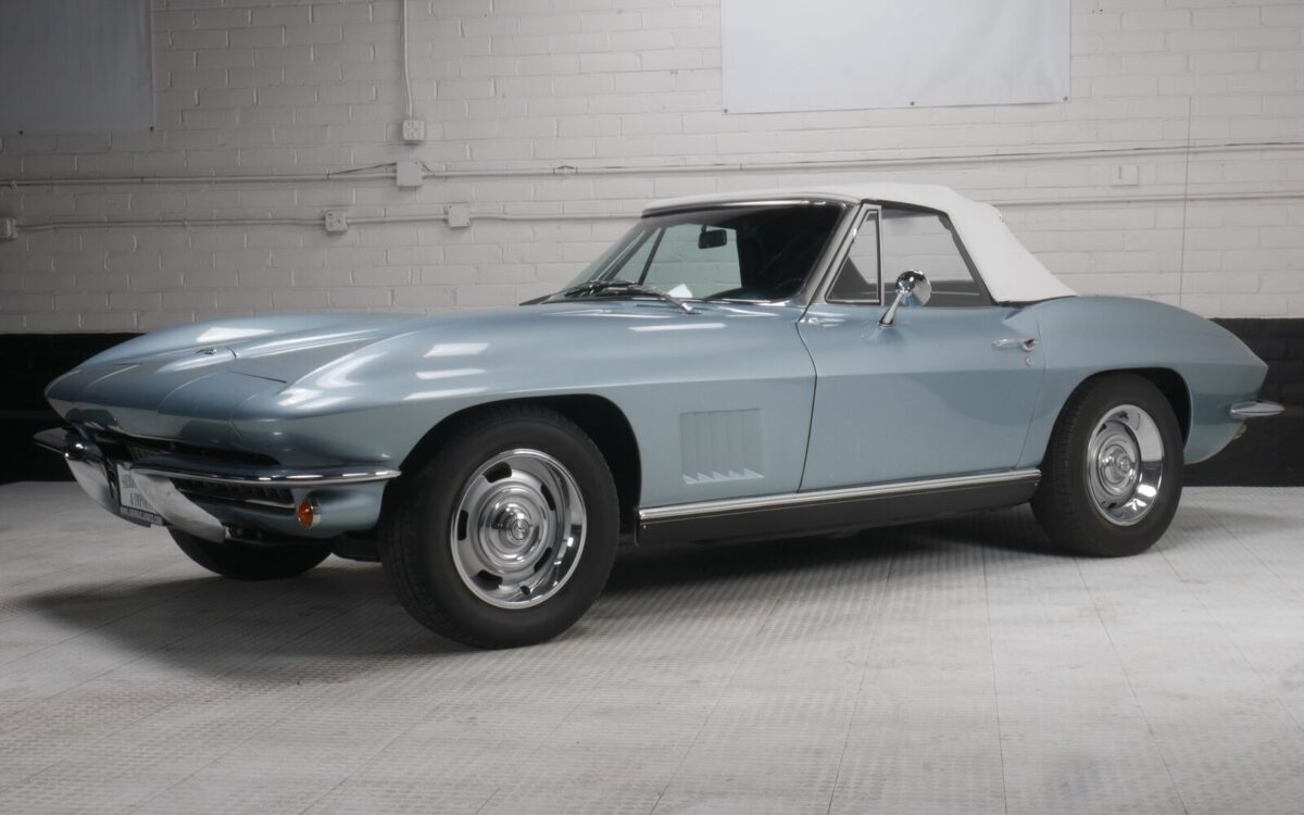 Chevrolet-Corvette-Cabriolet-1967-10