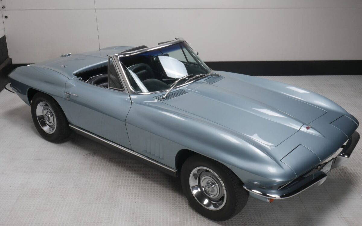 Chevrolet-Corvette-Cabriolet-1967-2