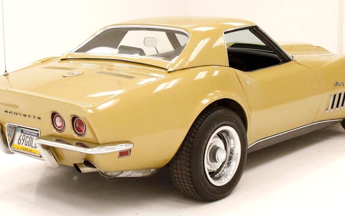 Chevrolet-Corvette-Cabriolet-1969-10