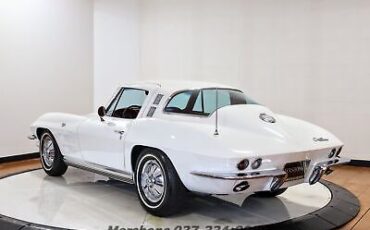 Chevrolet-Corvette-Coupe-1964-4