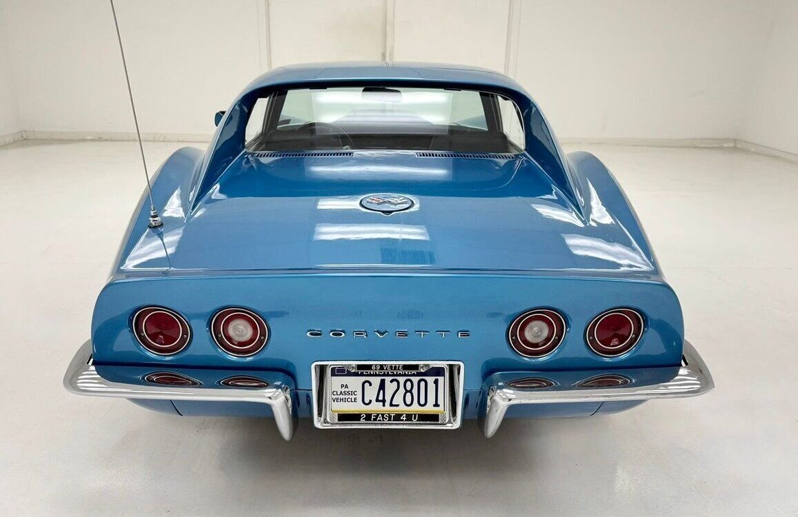 Chevrolet-Corvette-Coupe-1969-4