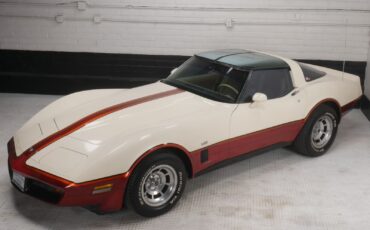 Chevrolet-Corvette-Coupe-1980-4