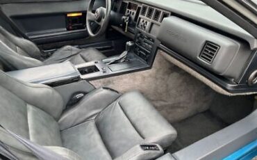 Chevrolet-Corvette-Coupe-1987-8