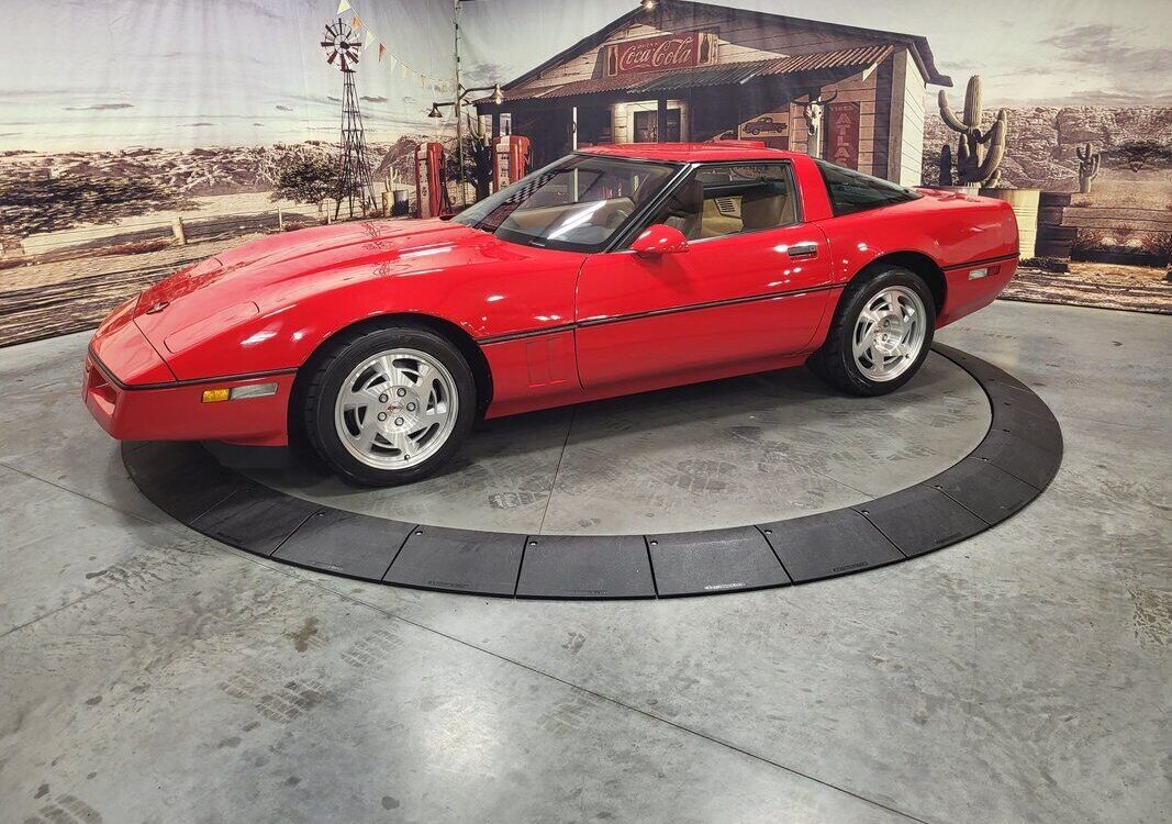 Chevrolet-Corvette-Coupe-1990-1