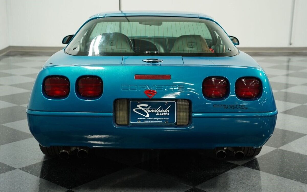 Chevrolet-Corvette-Coupe-1994-8