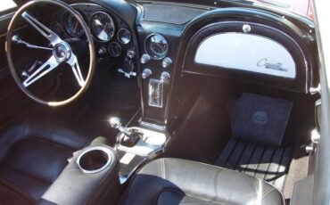 Chevrolet-Corvette-Stingray-Convertible-Cabriolet-1965-6