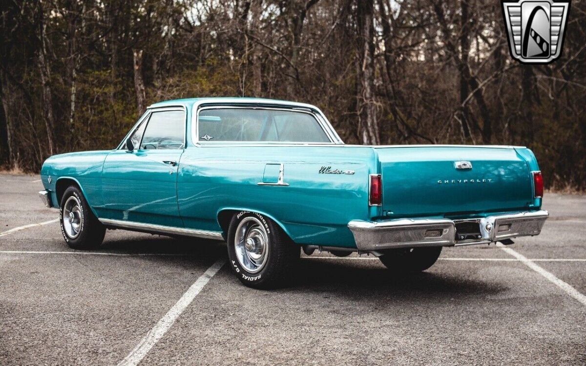 Chevrolet-El-Camino-1965-4