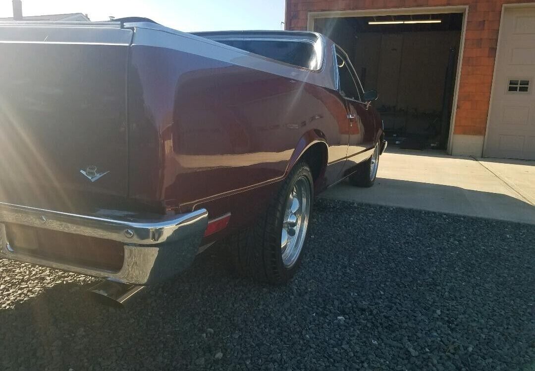 Chevrolet-El-Camino-1981-18