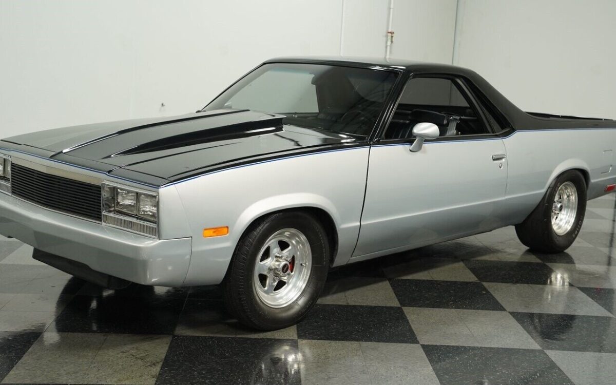 Chevrolet-El-Camino-Pickup-1982-5