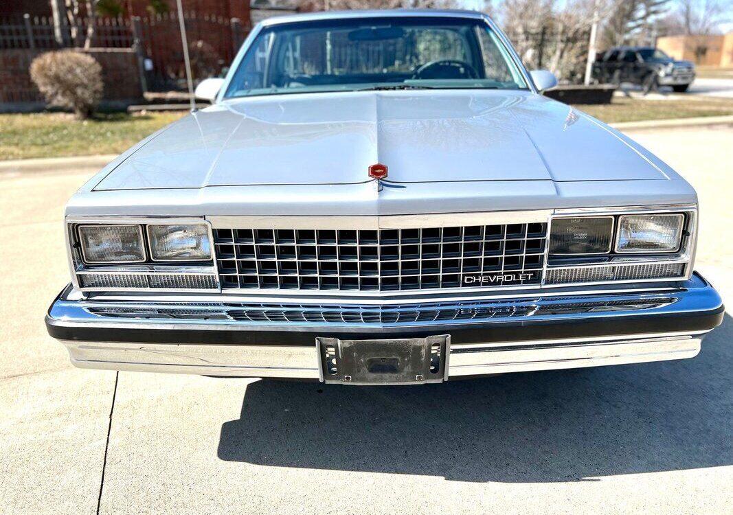 Chevrolet-El-Camino-Pickup-1986-2