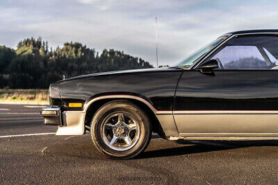 Chevrolet-El-Camino-Pickup-1987-3