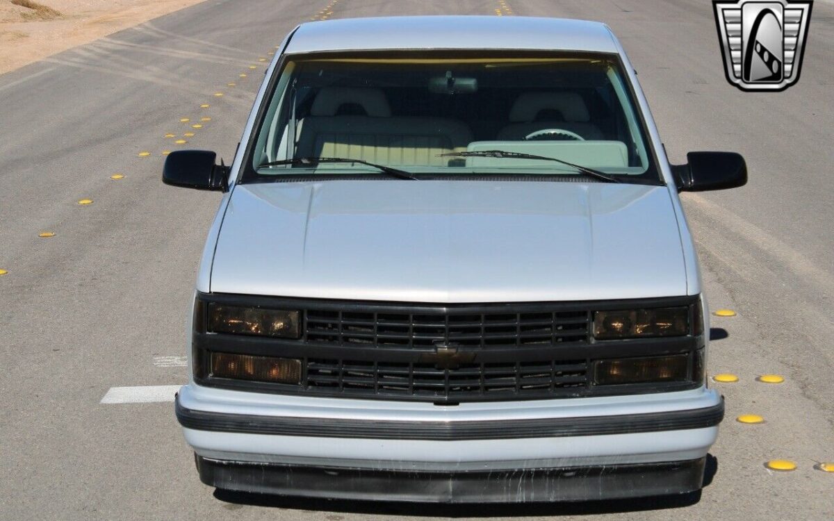 Chevrolet-GMT-400-1992-4