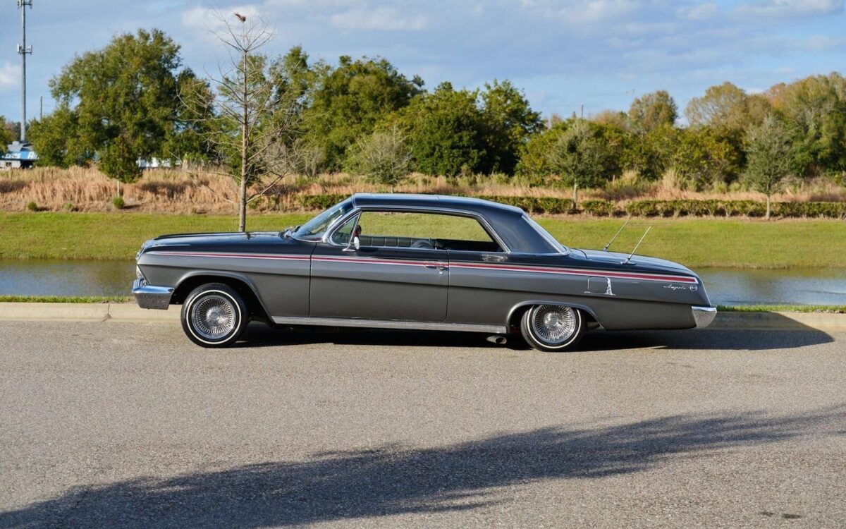 Chevrolet-Impala-1962-1