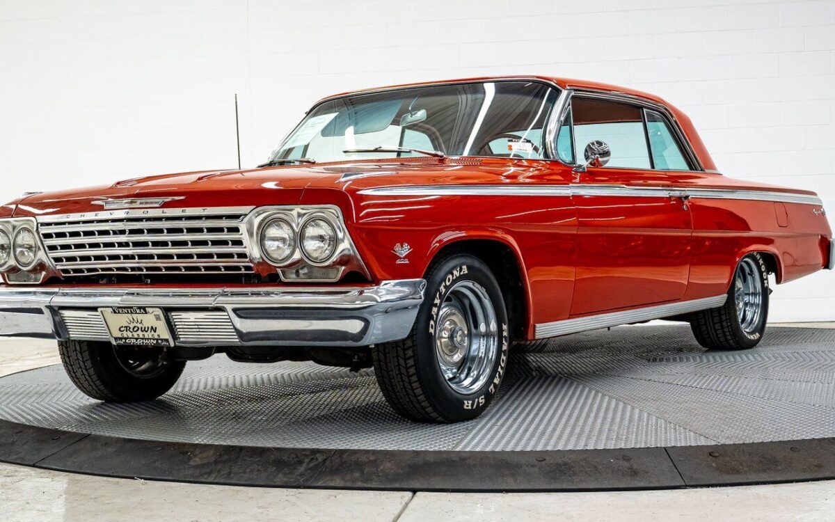 Chevrolet-Impala-1962-2