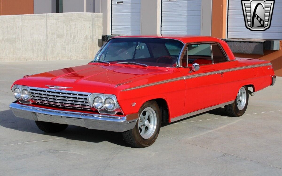 Chevrolet-Impala-1962-2