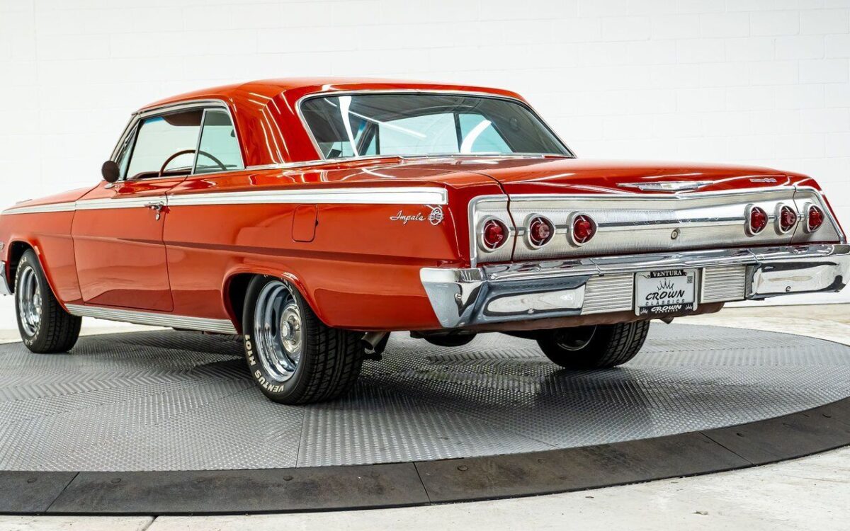 Chevrolet-Impala-1962-4
