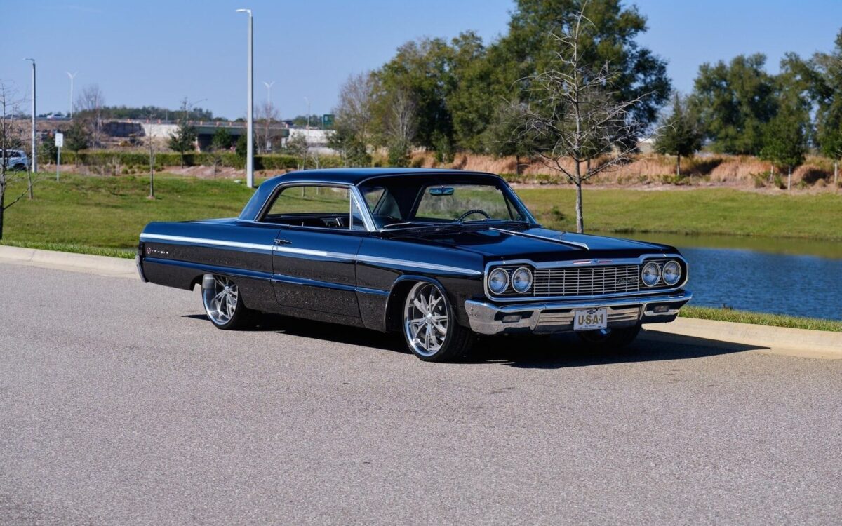 Chevrolet-Impala-1964-9