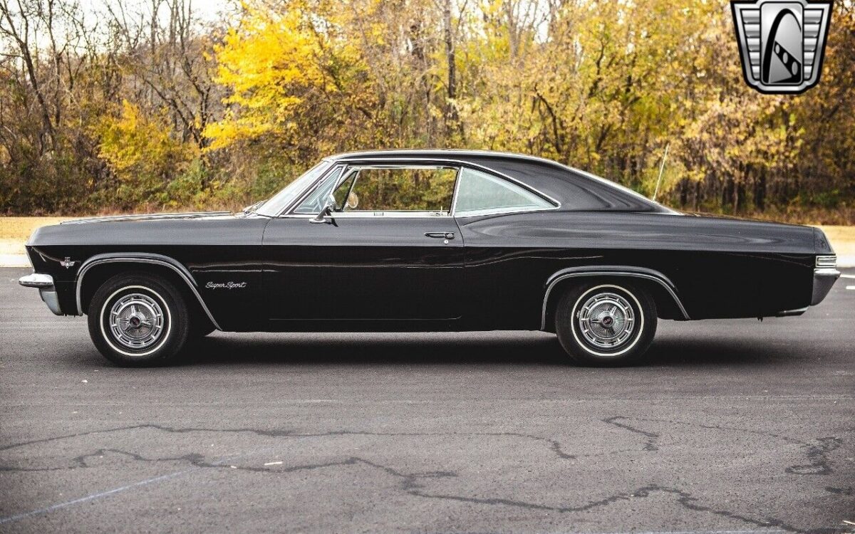Chevrolet-Impala-1965-3