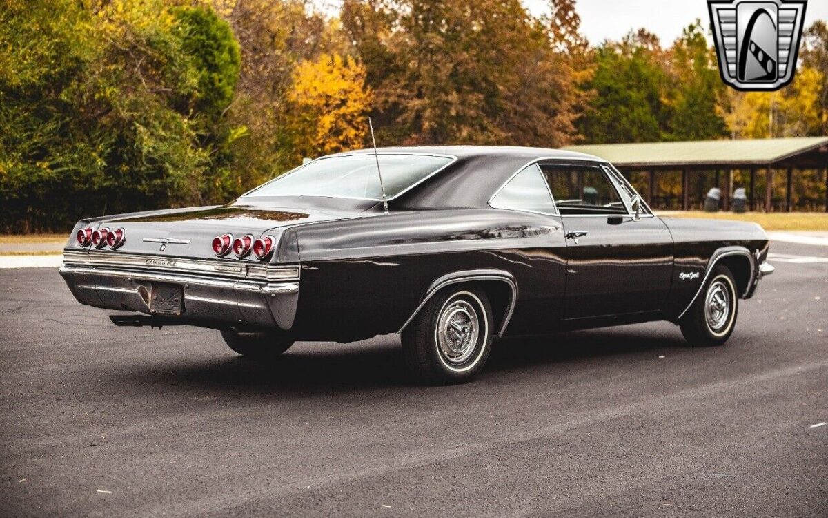 Chevrolet-Impala-1965-6