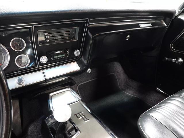 Chevrolet-Impala-1967-11