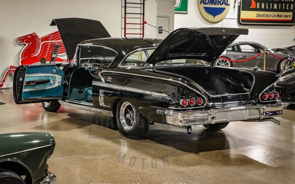 Chevrolet-Impala-Coupe-1958-2