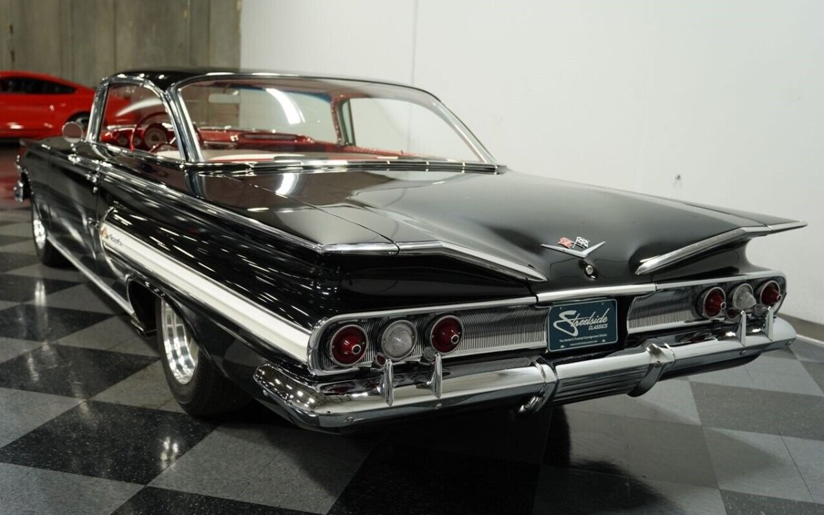Chevrolet-Impala-Coupe-1960-7