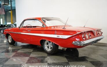 Chevrolet-Impala-Coupe-1961-6