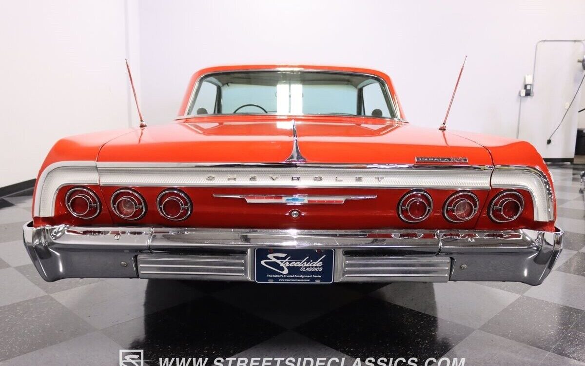 Chevrolet-Impala-Coupe-1964-8