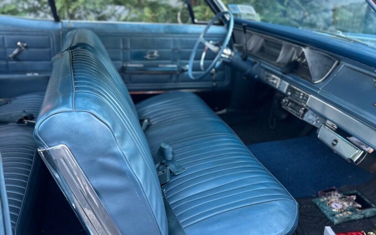 Chevrolet-Impala-Coupe-1966-13