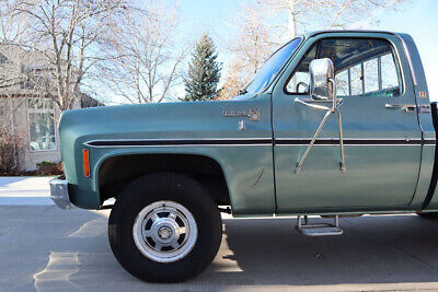Chevrolet-K20-Pickup-1977-3