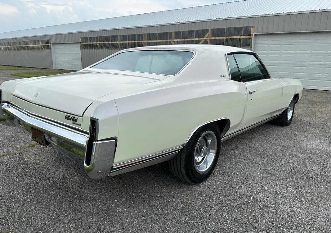 Chevrolet-Monte-Carlo-1970-10