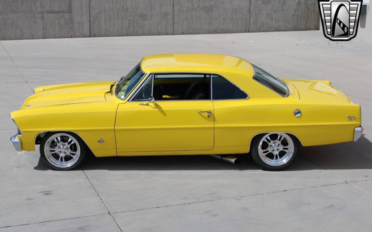 Chevrolet-Nova-1967-11