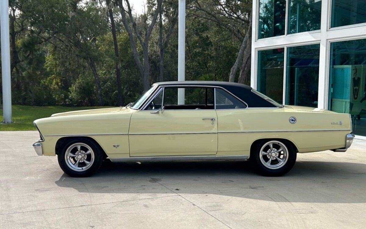 Chevrolet-Nova-Break-1967-10