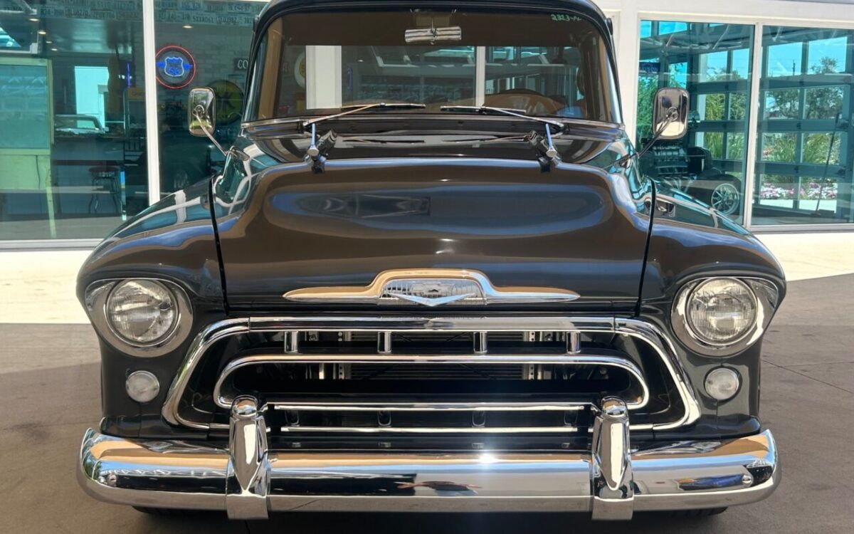 Chevrolet-Other-Pickups-Pickup-1957-1