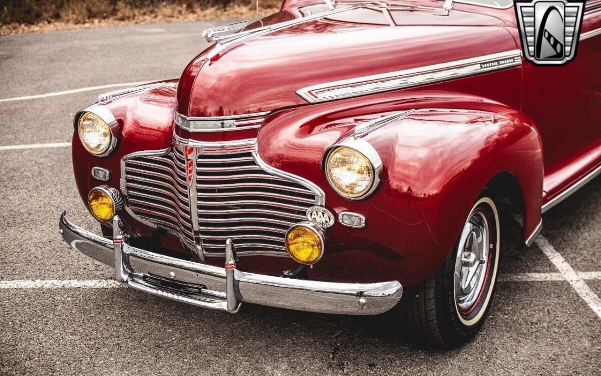 Chevrolet-Special-Deluxe-1941-10