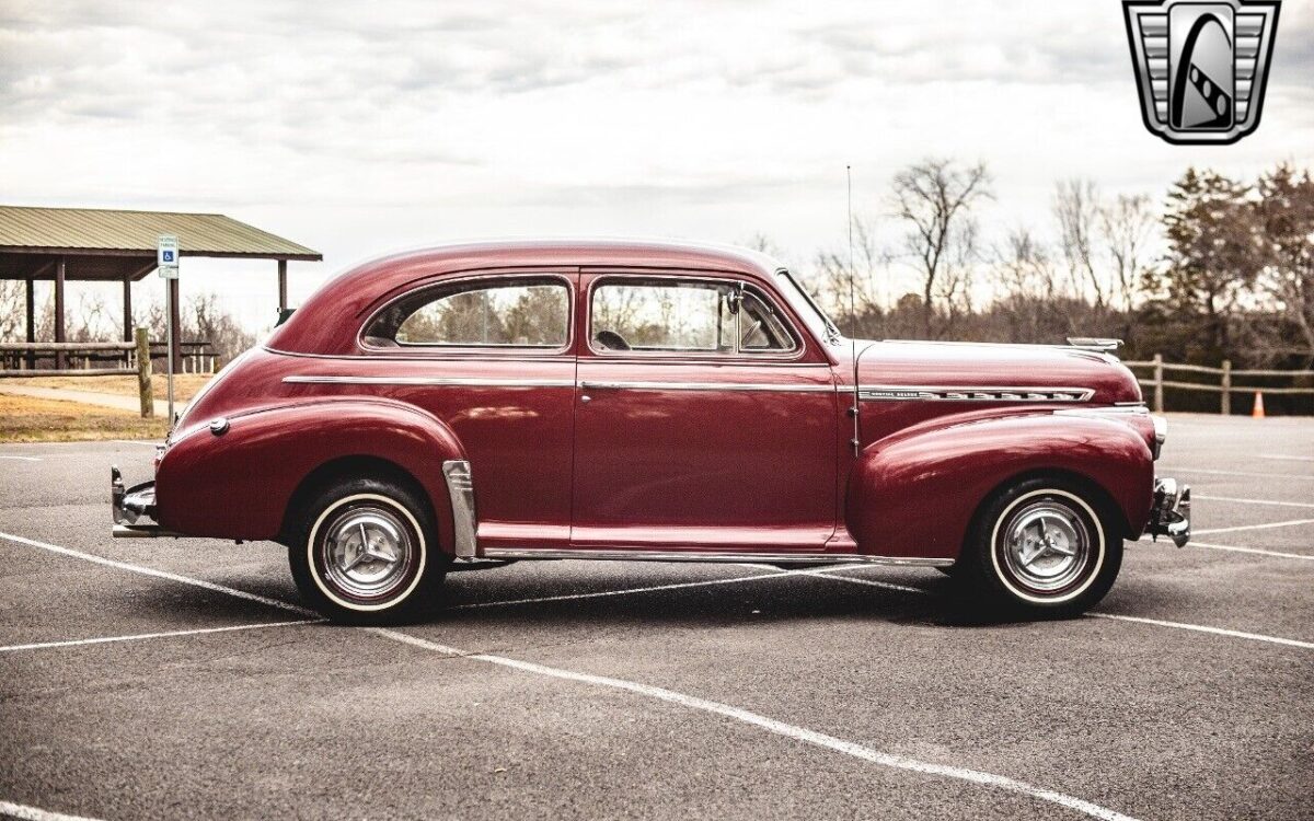 Chevrolet-Special-Deluxe-1941-7