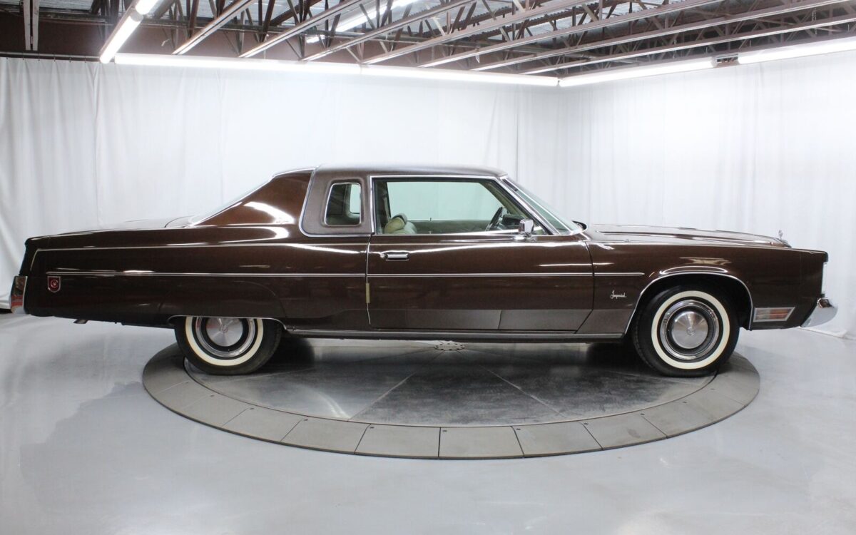 Chrysler-Imperial-1975-7