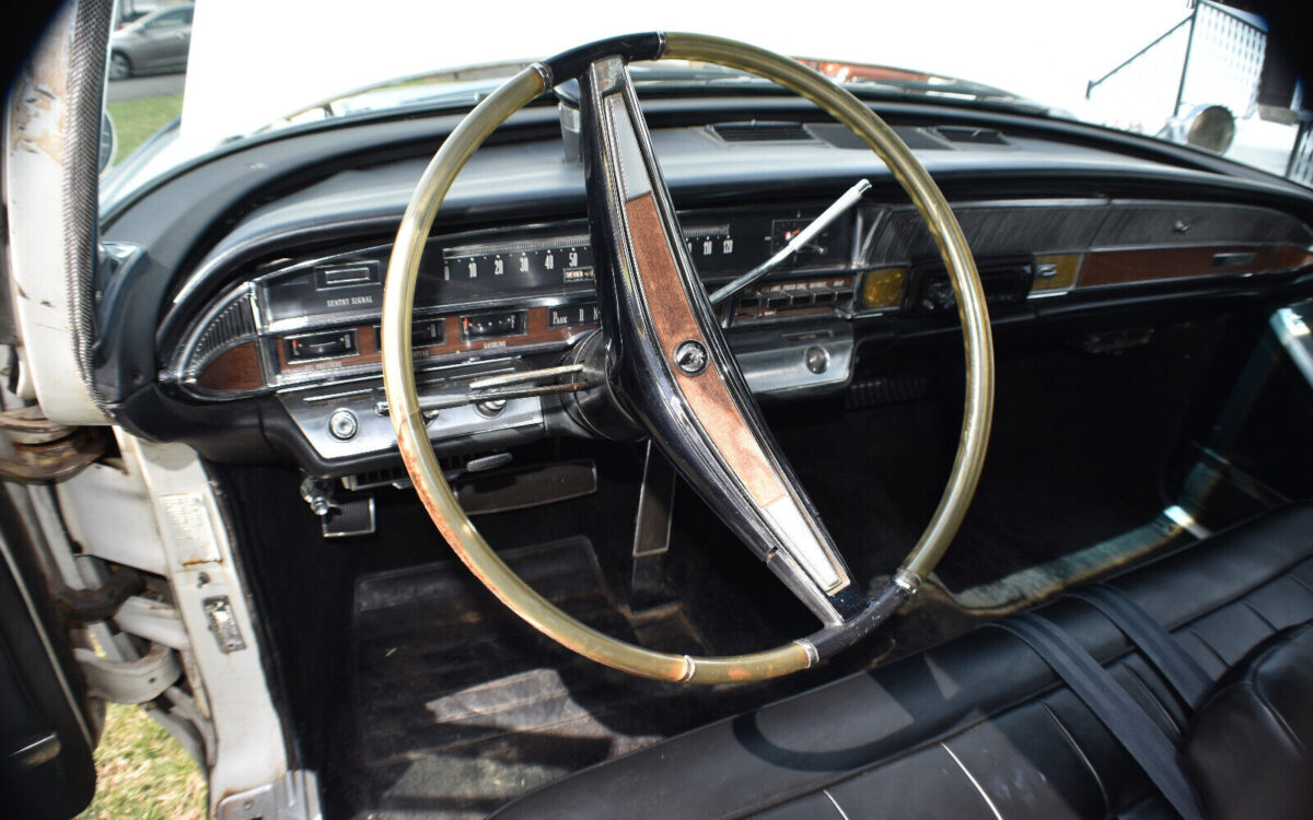 Chrysler-Imperial-Berline-1965-16
