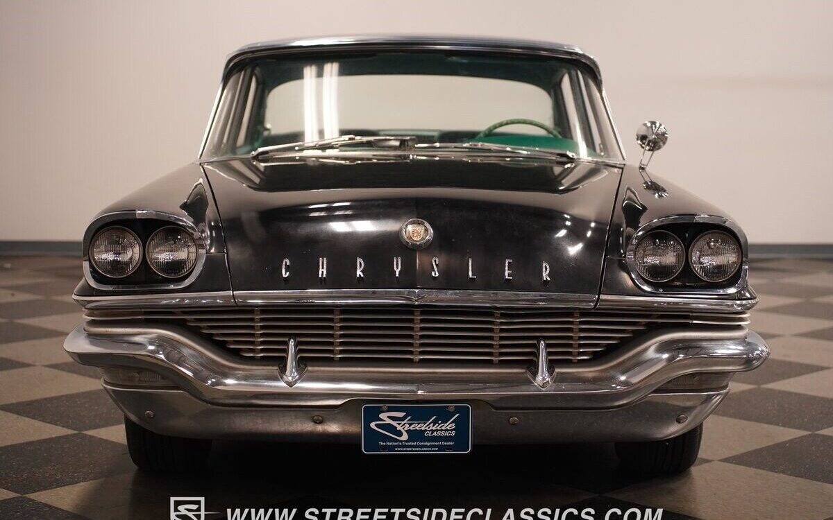 Chrysler-New-Yorker-Berline-1957-5