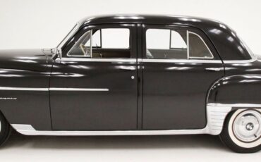 Chrysler-Royal-Berline-1950-1