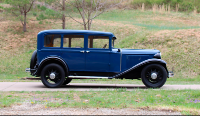 Chrysler-Sedan-Berline-1931-3