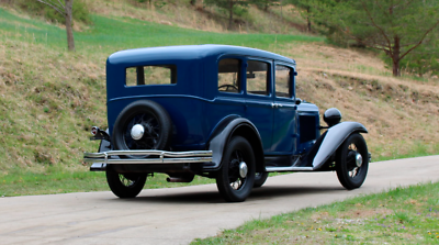 Chrysler-Sedan-Berline-1931-5