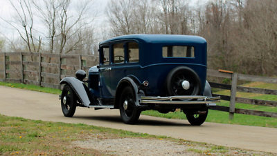 Chrysler-Sedan-Berline-1931-7