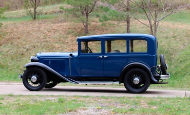 Chrysler-Sedan-Berline-1931-9