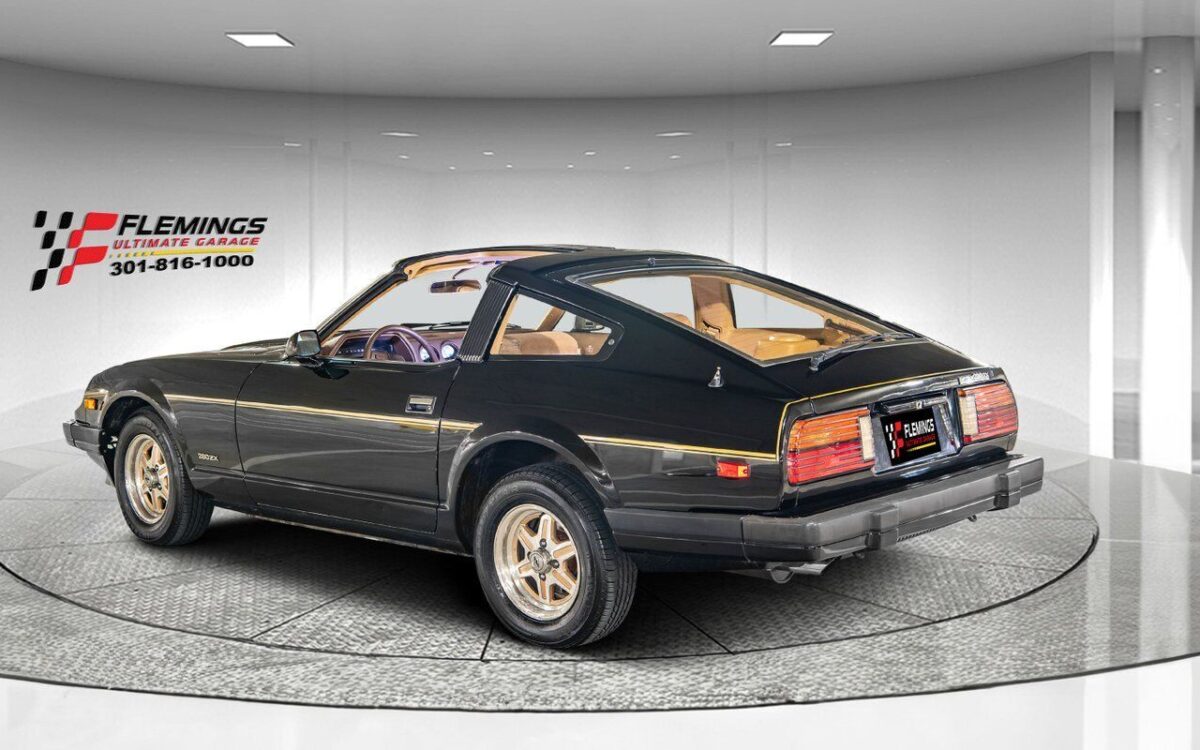 Datsun-Z-Series-Coupe-1983-7