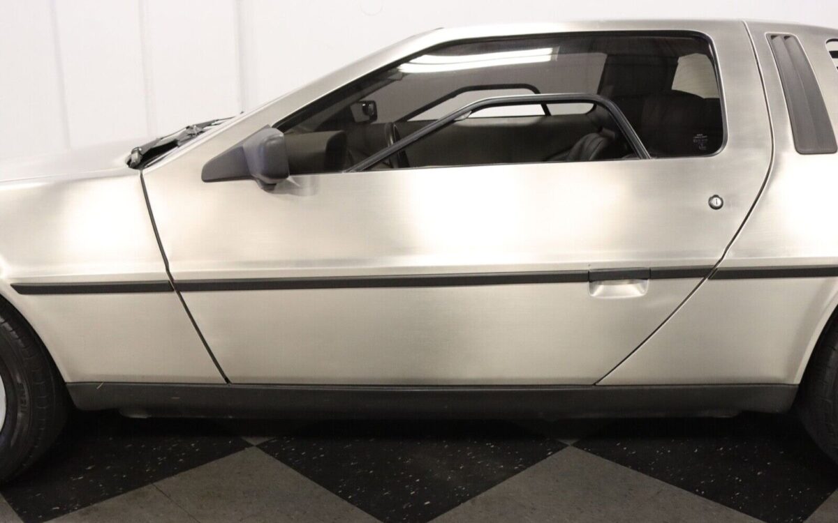 DeLorean-DMC-12-1983-19