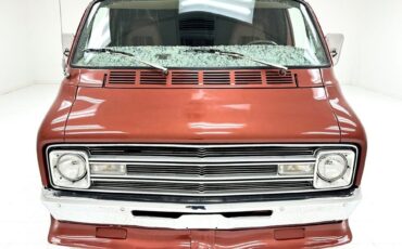Dodge-B200-Van-1977-7